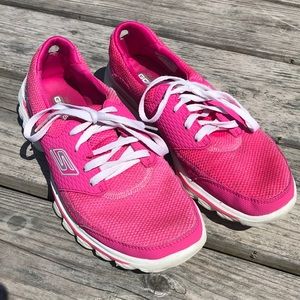 Women’s Pink Sketchers Go Walk 2 Sneakers Size 8.5